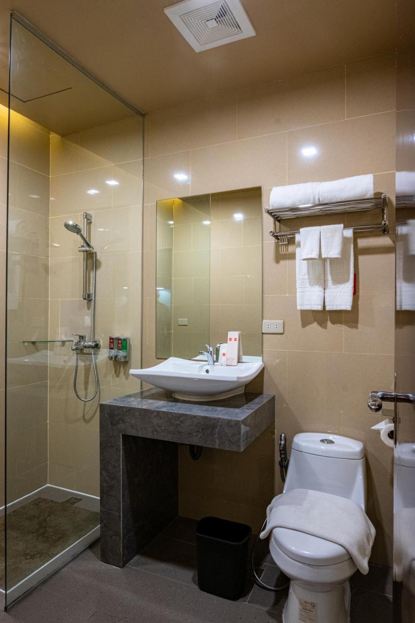Kojo Hotels Cebu-Mandaue Exteriör bild